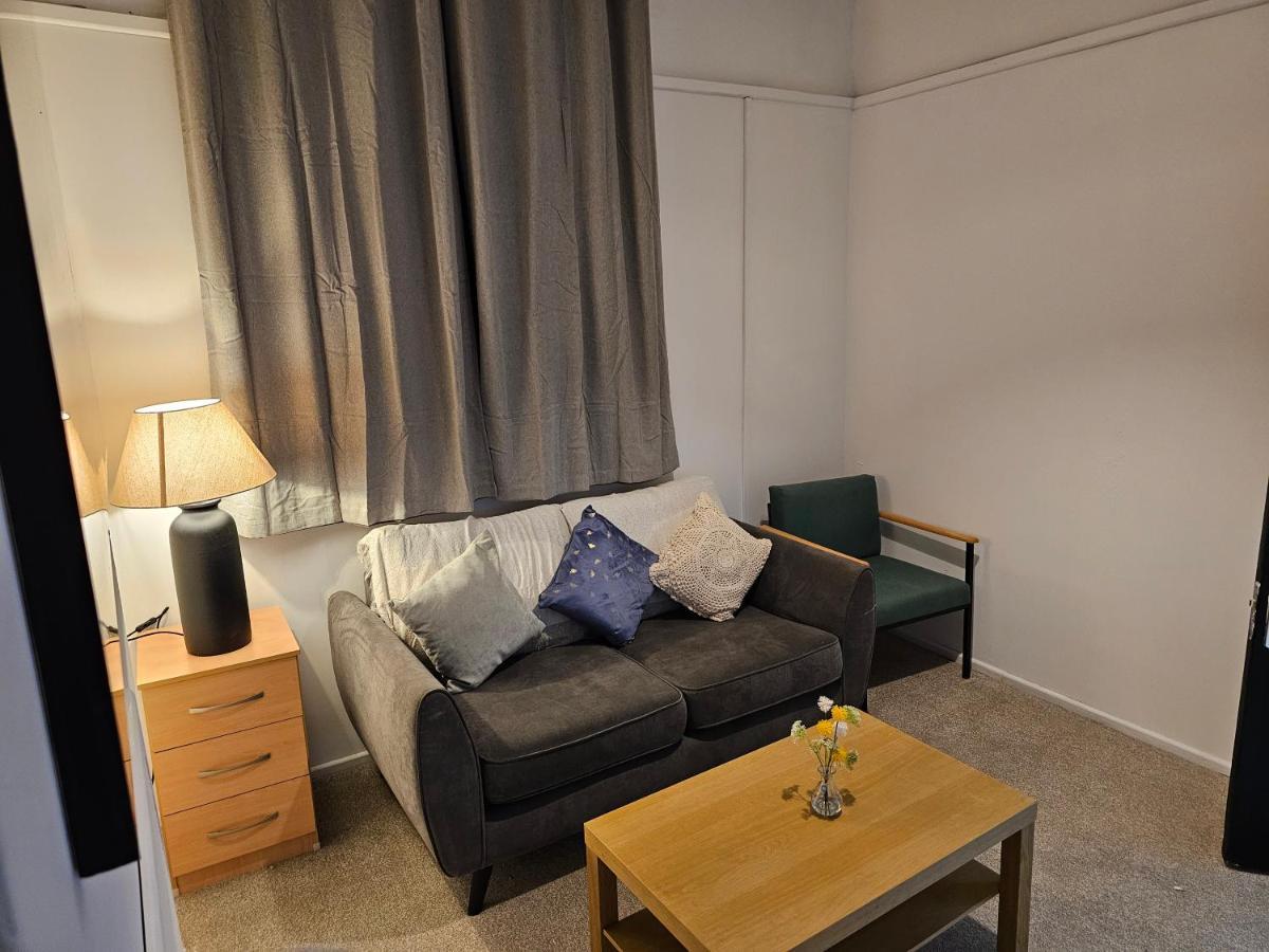 Skyline Queen'S Suites 203 Swansea Esterno foto